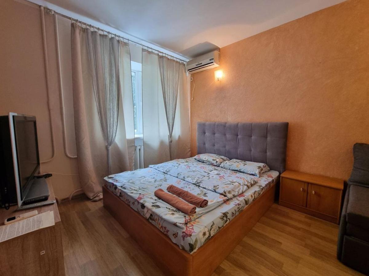 Апартаменты В Центре На Гагарина Dnipro Exterior foto