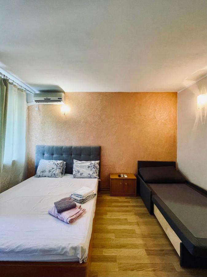 Апартаменты В Центре На Гагарина Dnipro Exterior foto